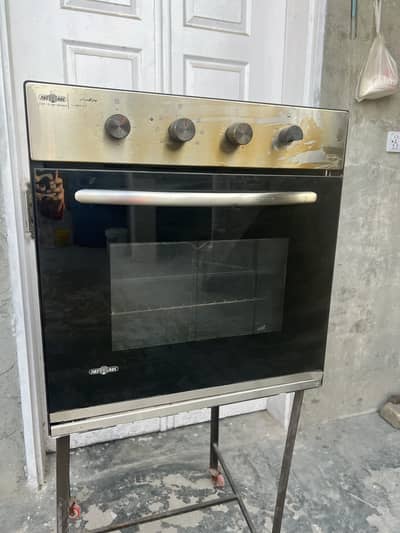 Nas Gas Built-in Gas & Electric Oven – Like New Condition