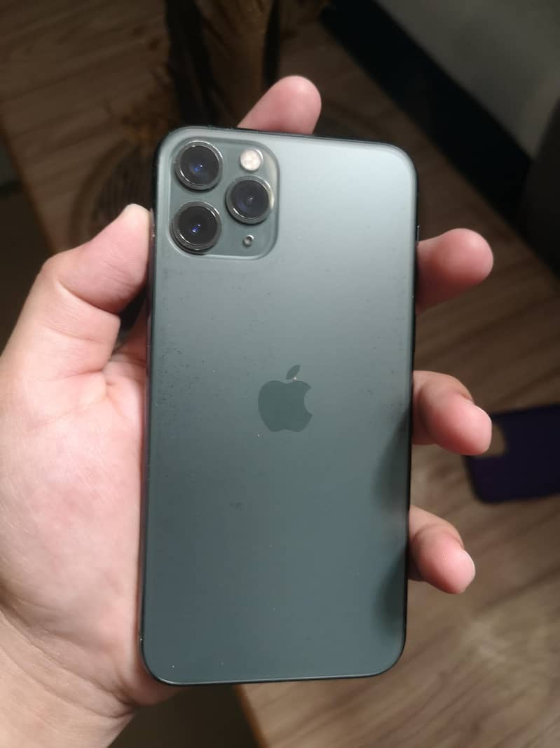 iPhone 11 Pro 4