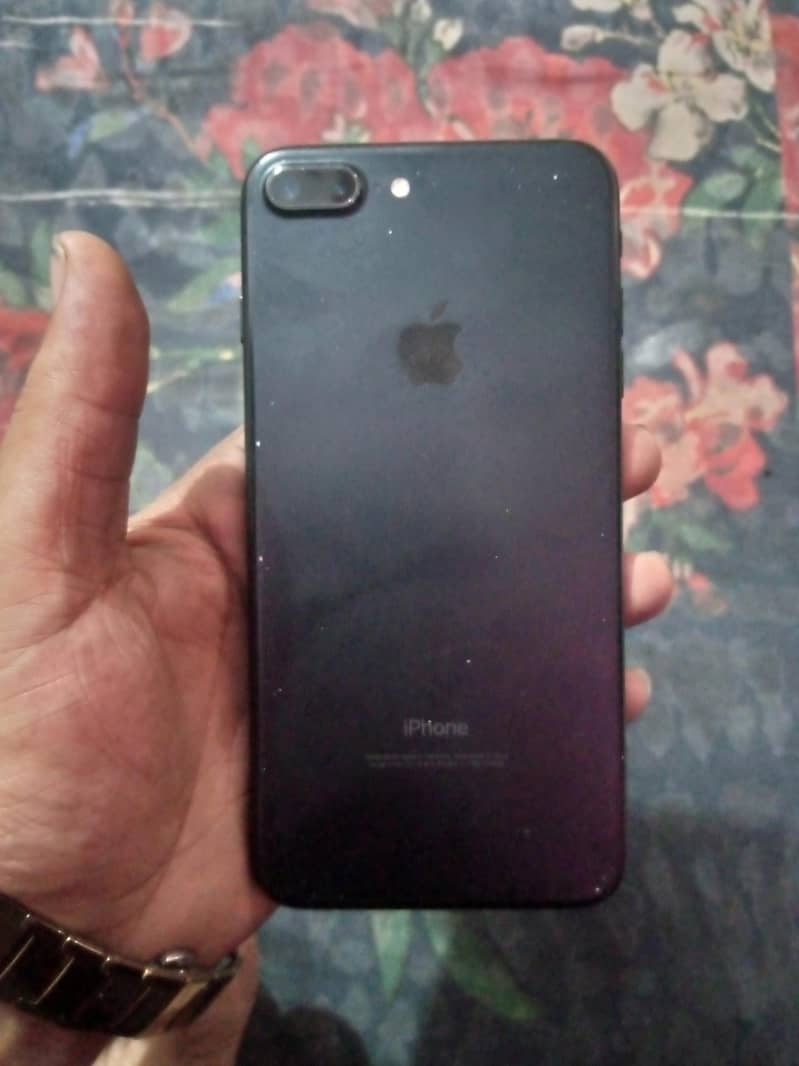 Iphone 7 plus 1
