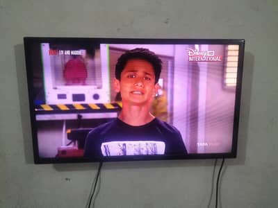 SAMSUNG ORIGINAL 32 INCH FOR SALE