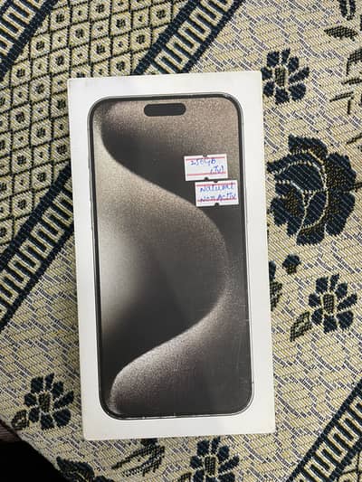 Iphone 15 pro max with box