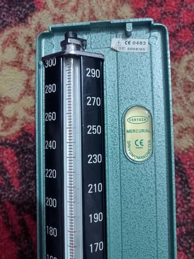 CERTEZA Mercurial Sphygmomanometer