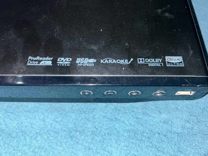 Philips (DVD) player 2