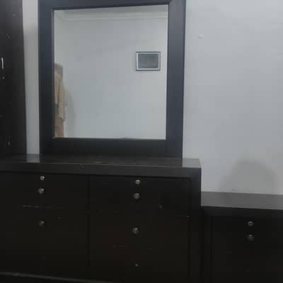 For sale King side bed 2 Side tables  1 Dressing Table