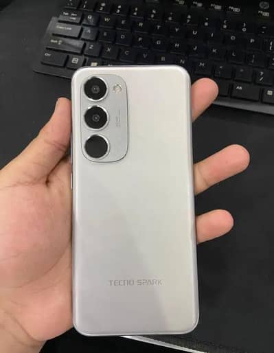 tecno spark 40 pro Plus