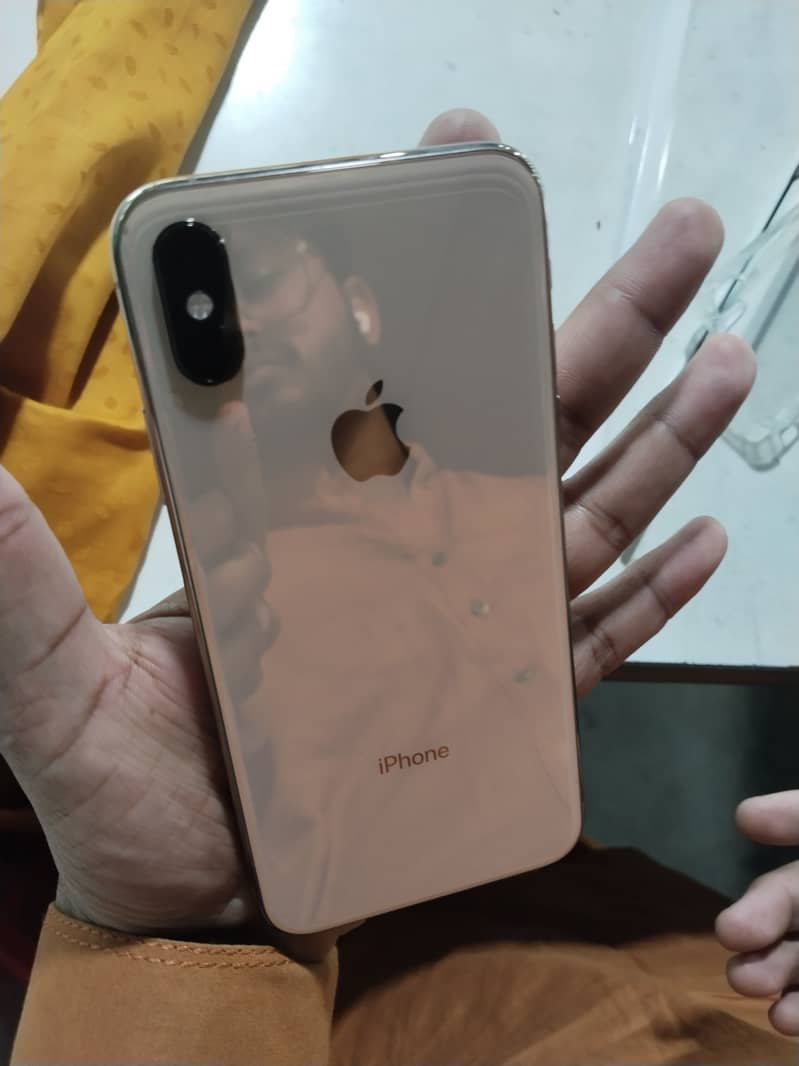 iPhone XS 0