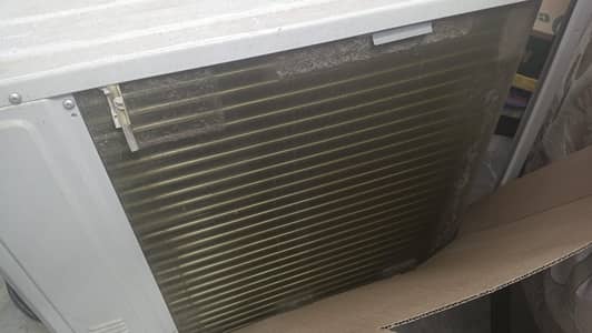 1 Month Used Ac For Sale Good Condition