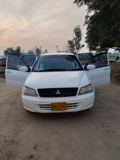 MISTSUBISHI LANCER CARGO WAGON