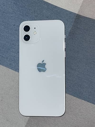 iPhone 12 battery 94% condition 10/10