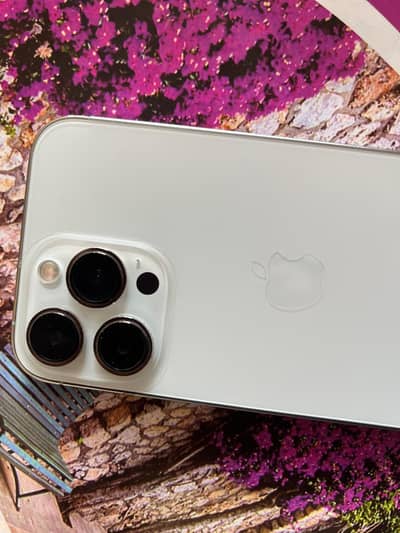 I phone 13 pro jv 128 GB . White colour