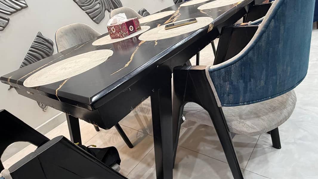 6 seater dining table 4