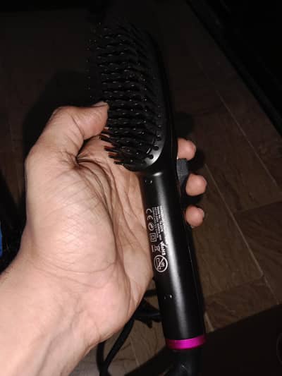 Silver bullet and pritech hair straightener