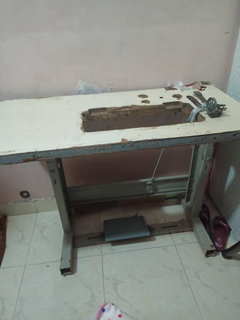 silai machine stand 1