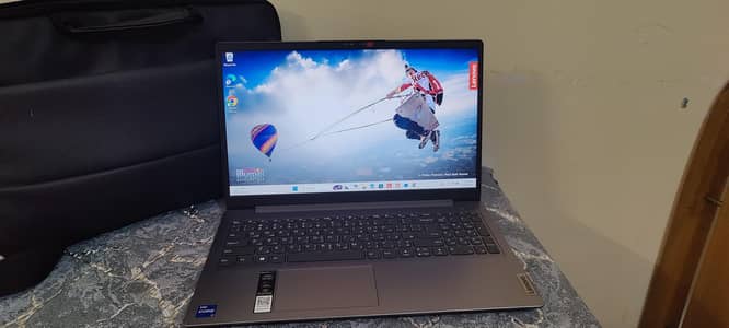 lenovo IdeaPad slim 3 Core i7 12th Gen 8Gb 512Gb