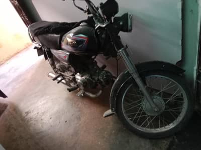 gari pori banayi hai new hai bilkul new bani v har Kam new karwaya hai