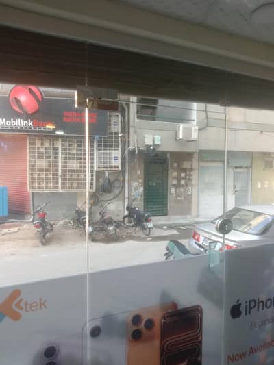 glass door work fitting