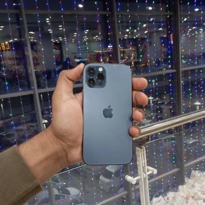 i phone12projv waterproof10/10condition Battery health89 128gb all ok