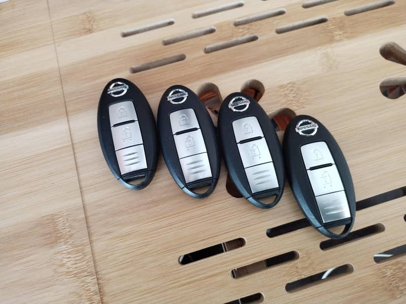 car key maker/key maker/locksmith 0