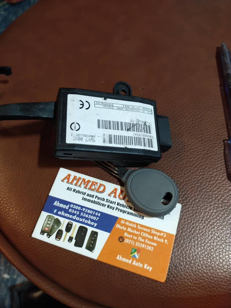 car key maker/key maker/locksmith 10