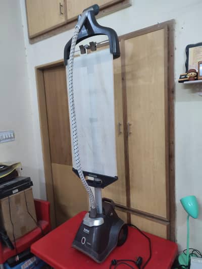 Tefal France Electric Steam Garmer Steamer with Hanger Holder
