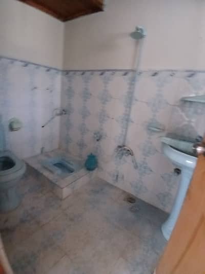 4 BED DD PORTION AVAILABLE FOR RENT