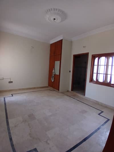 4 BED DD PORTION AVAILABLE FOR RENT