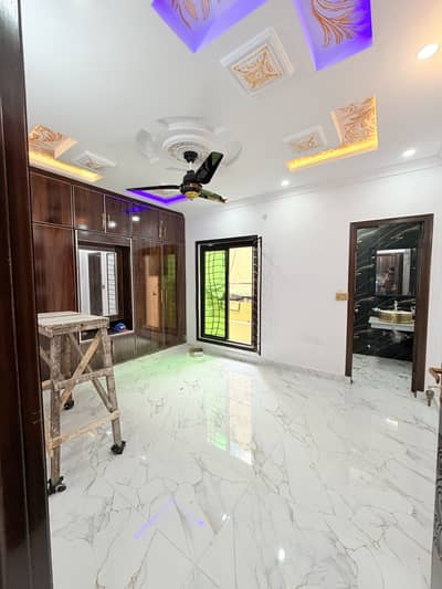 4 Marla Vvip lower portiom for rent 0323.4432274