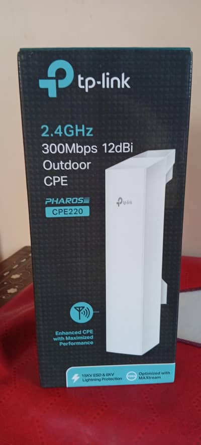 TP-Link CPE220 2.4GHz 300Mbps 12dBi Outdoor CPE.