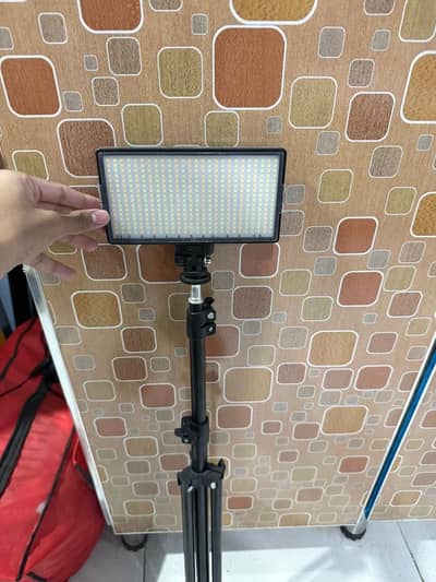 L. E. D, Mics and RING LIGHT