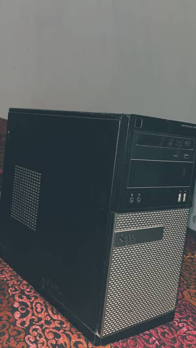 Core i5 6 gen 1Gb graphic card 500gb Hard and 8gb RAM