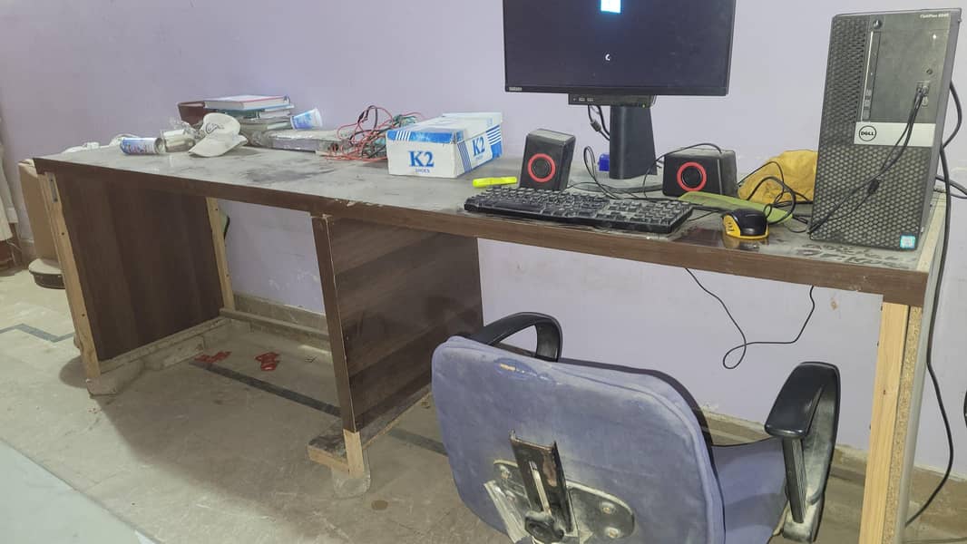 computer table for sell 0