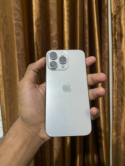 IPhone 15 pro max factory unlock