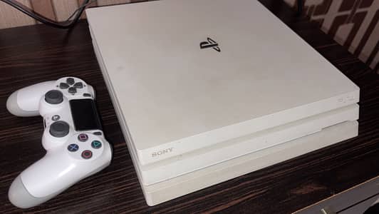 PlayStation 4 pro (2024 model) price negotiable