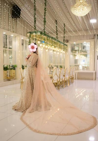 Bridal Wedding Dress for Sale – Excellent Condition