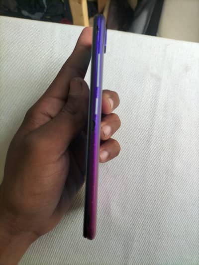 urjant sell 8 GB 256 GB