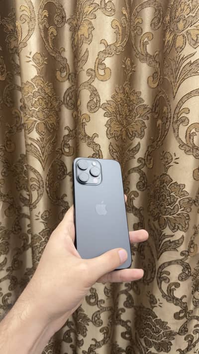 iPhone 15pro Max 256