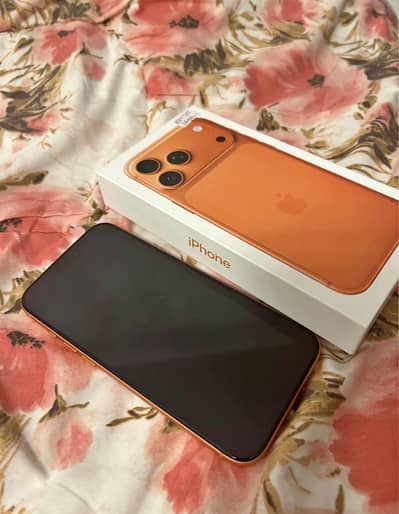 Iphone 17 pro max factory unlock 256 gb with complete box