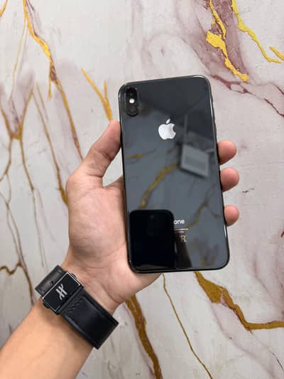 iPhone Xs Max 256gb 10/10 PTA Approved