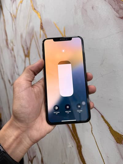 iPhone Xs Max 256gb 10/10 PTA Approved