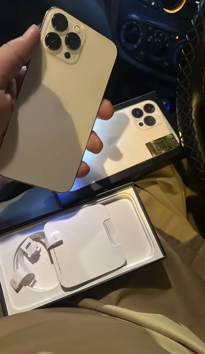 Iphone 13 pro Max Pta Approved with box