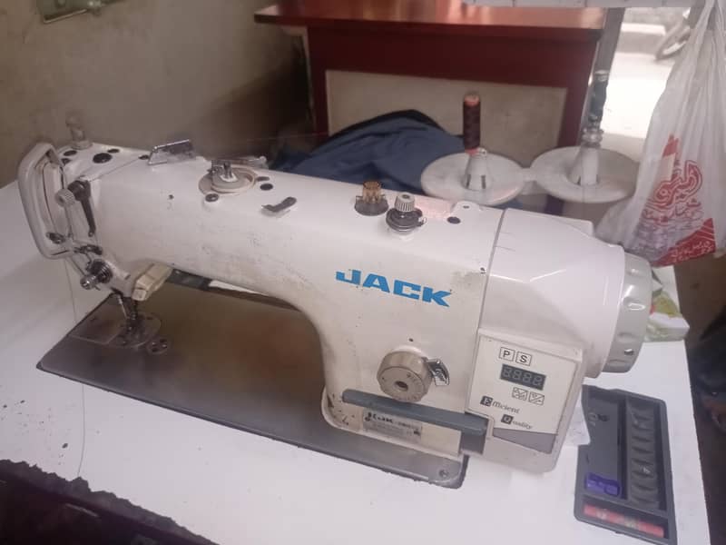 jack computerized sewing machine 1