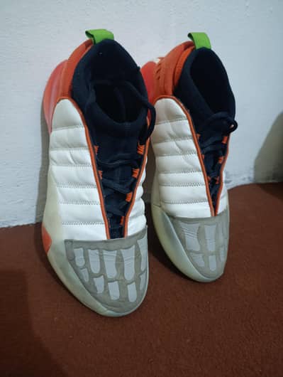 original Adidas shoes    two pair shoes 1 pair  price 5000