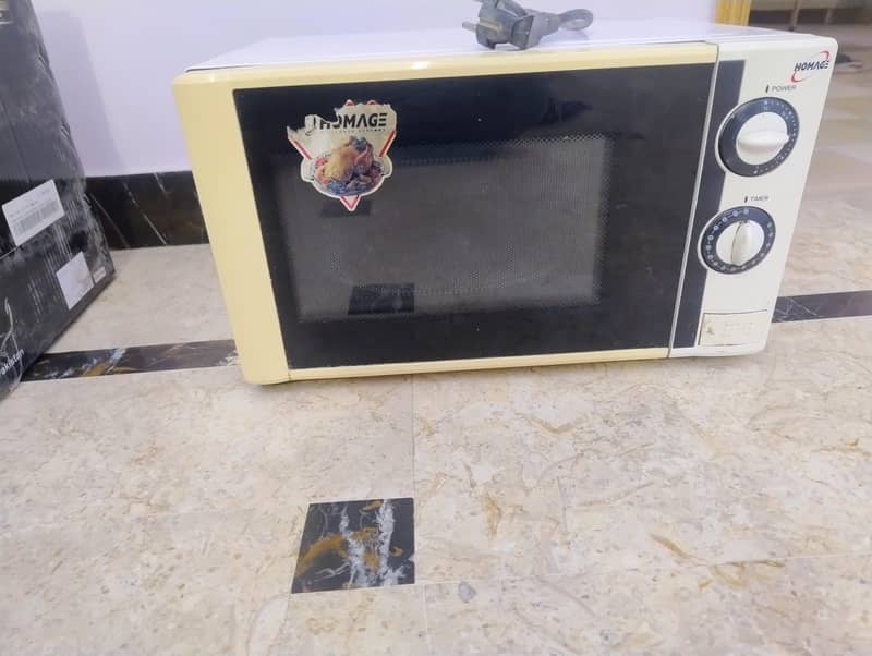 چلتی ہوئی کنڈیشن میں ہے 0