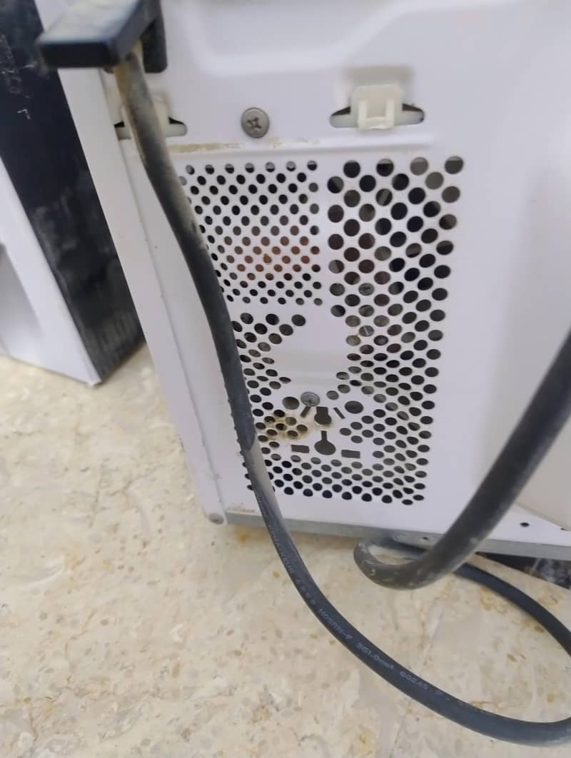 چلتی ہوئی کنڈیشن میں ہے 6