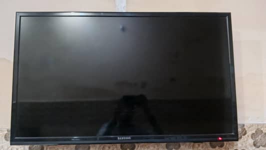 Samsung TV With Box  40 Inch