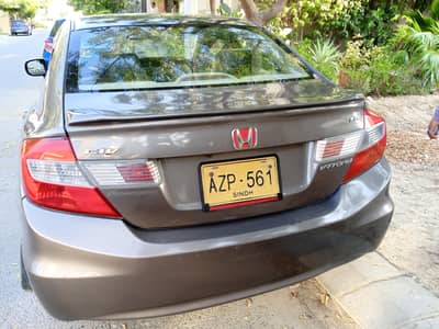 Honda Civic model 2013 auto sunroof