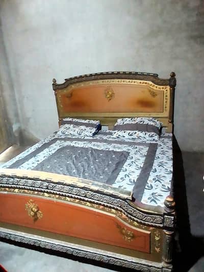 Luxury Wooden Double Bed–Deco paint – Strong & Stylish – Urgent Sale