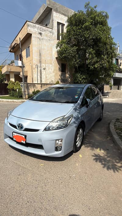 Toyota Prius L 1.8