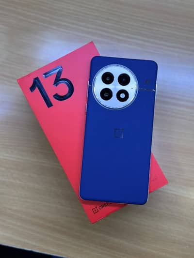 ONEPLUS 13 16/512 IMPORTED FROM DUBAI WITH BOX AND ORIGINAL CHARGER