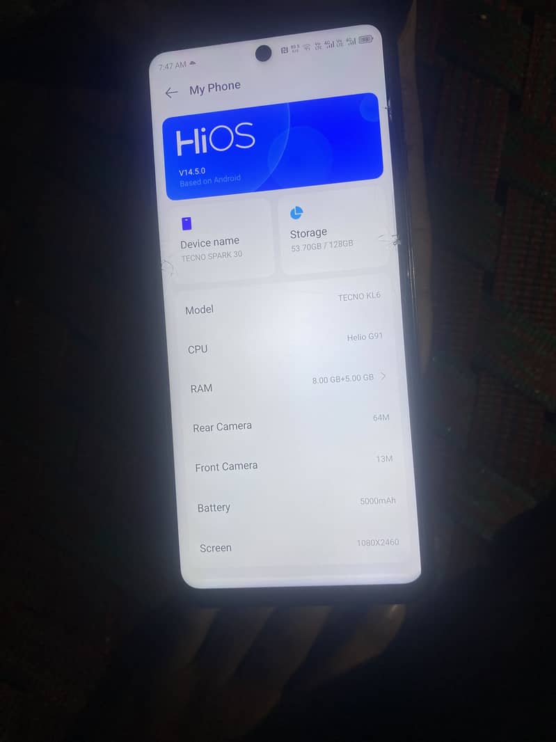 کیمرہےکا شیشاء ٹوٹا ہوا ہے 0